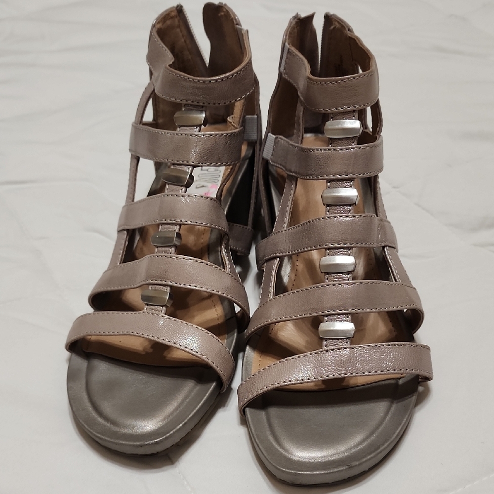 Sofft Women's Metallic Strappy Sandals